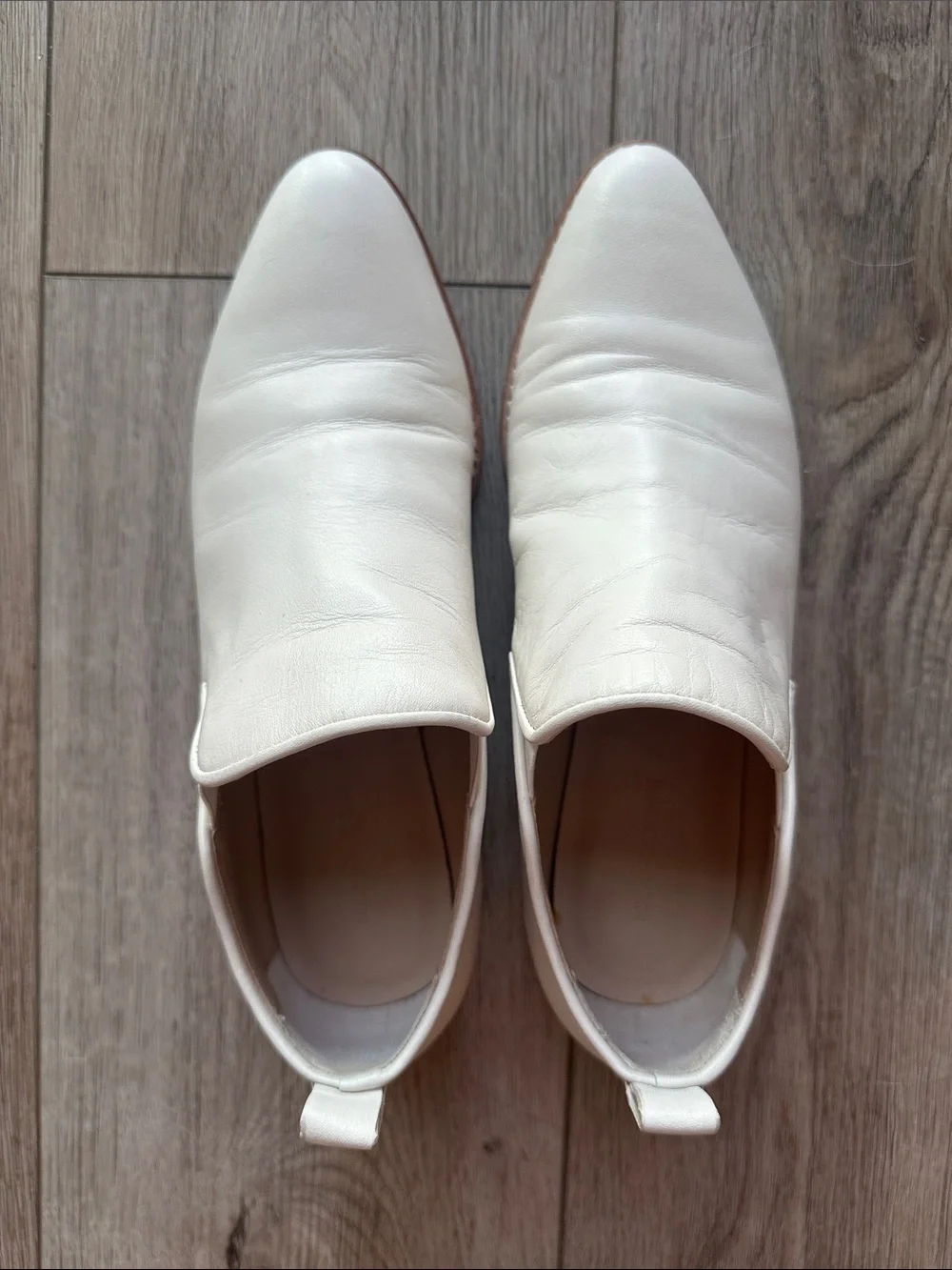 Pour La Victoire Leather Dress Shoes in White